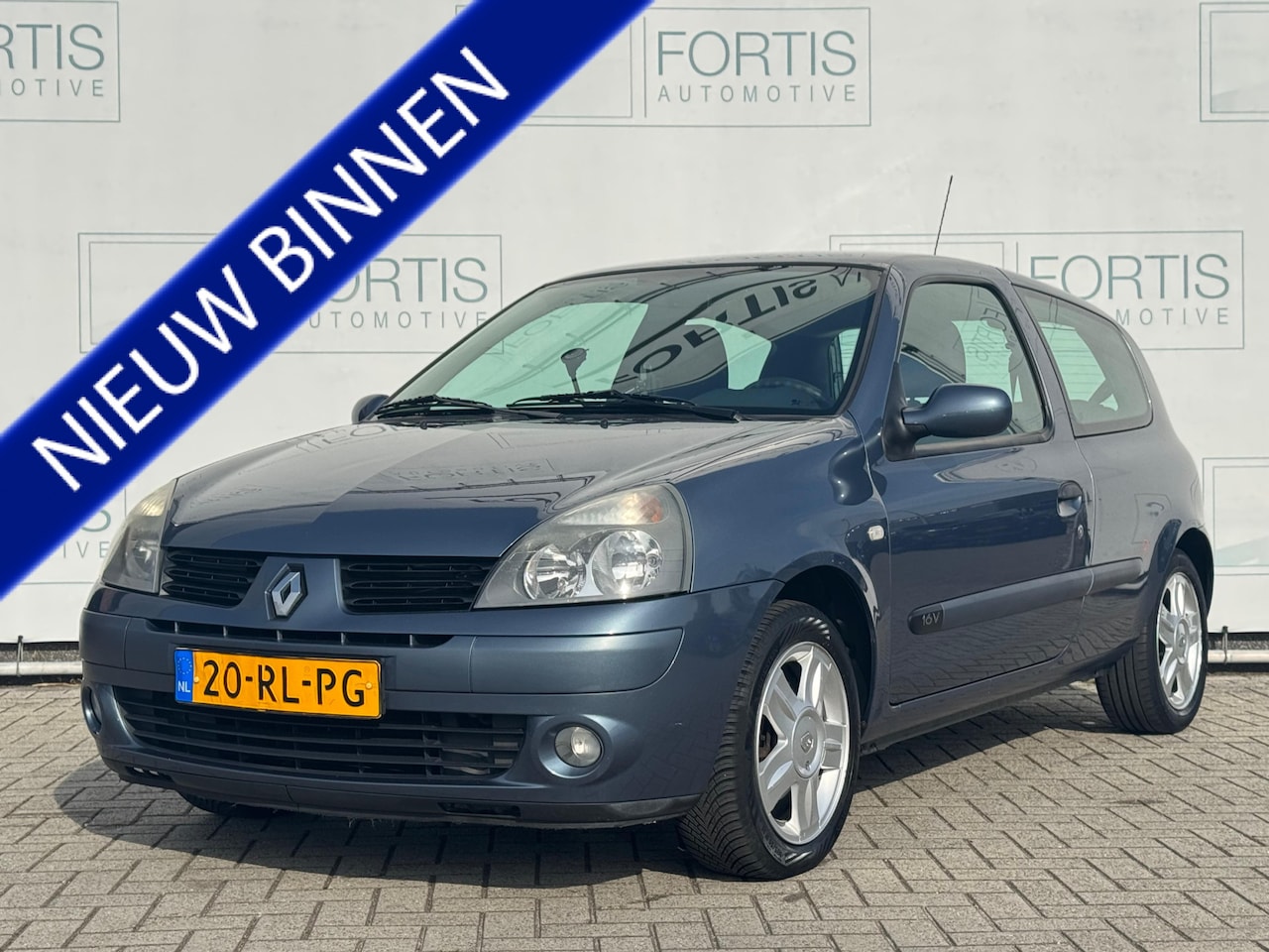 Renault Clio - 1.2-16V Community APK T/M 06-2026 | TREKHAAK - AutoWereld.nl