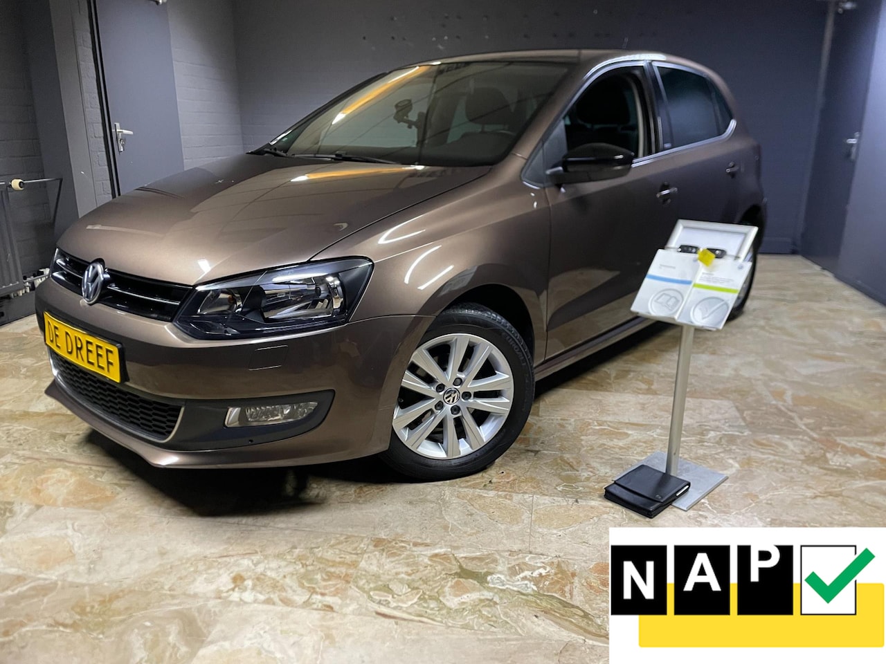 Volkswagen Polo - 1.2 TSI STYLE Cruis Clima Lm Velgen Pdc - AutoWereld.nl