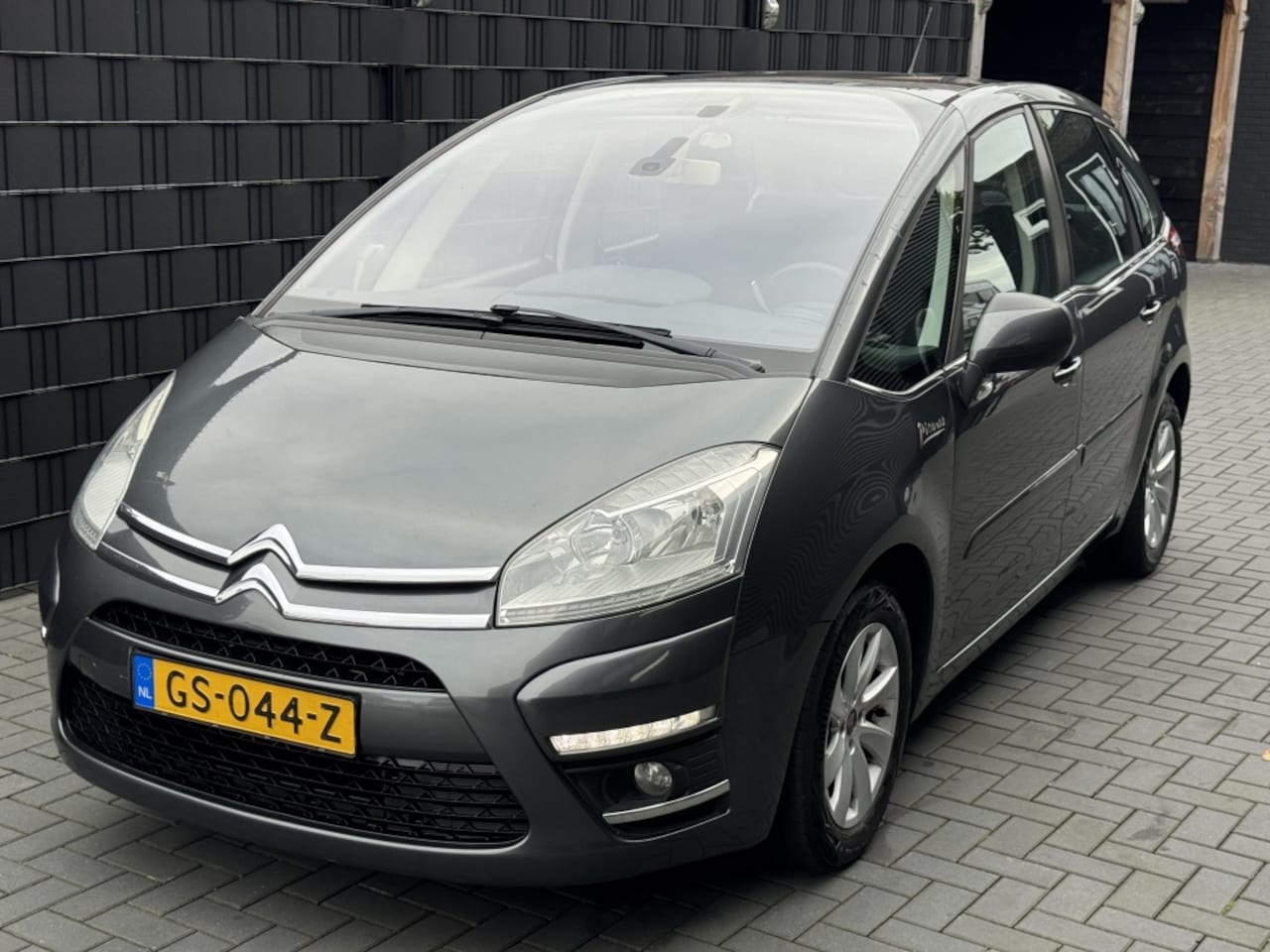 Citroën C4 Picasso - 1.6 e-HDi Tend. EGS| AUTOMAAT| TOP ONDERHOUDEN - AutoWereld.nl