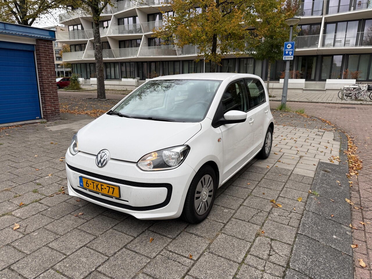 Volkswagen Up! - 1.0 MPI move up! BlueMotion Airco Snow White - AutoWereld.nl