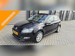Volkswagen Polo - 1.2 TSI Style 105Pk/Bluetooth/PANO/Stoelverwarming/Clima/LM-velgen/Bestaande hagelschade