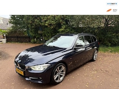 BMW 3-serie Touring - 320i High Executive / Navi / xenon / Automaat / pdc / Airco /