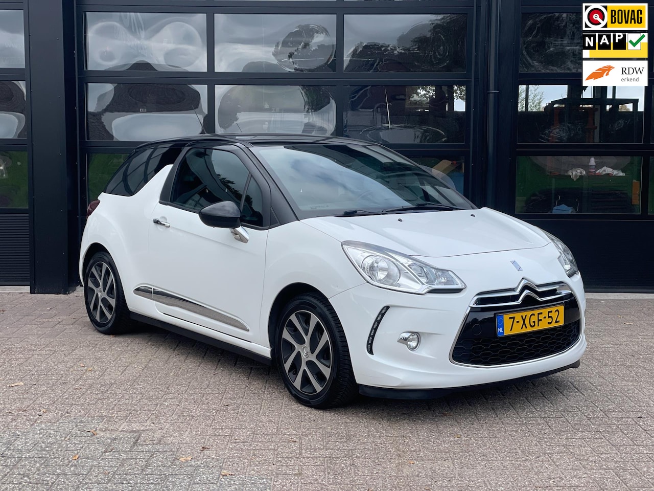 Citroën DS3 - 1.2 VTi So Chic 1.2 VTi So Chic - AutoWereld.nl