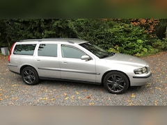 Volvo V70 - 2.4 Comfort Line