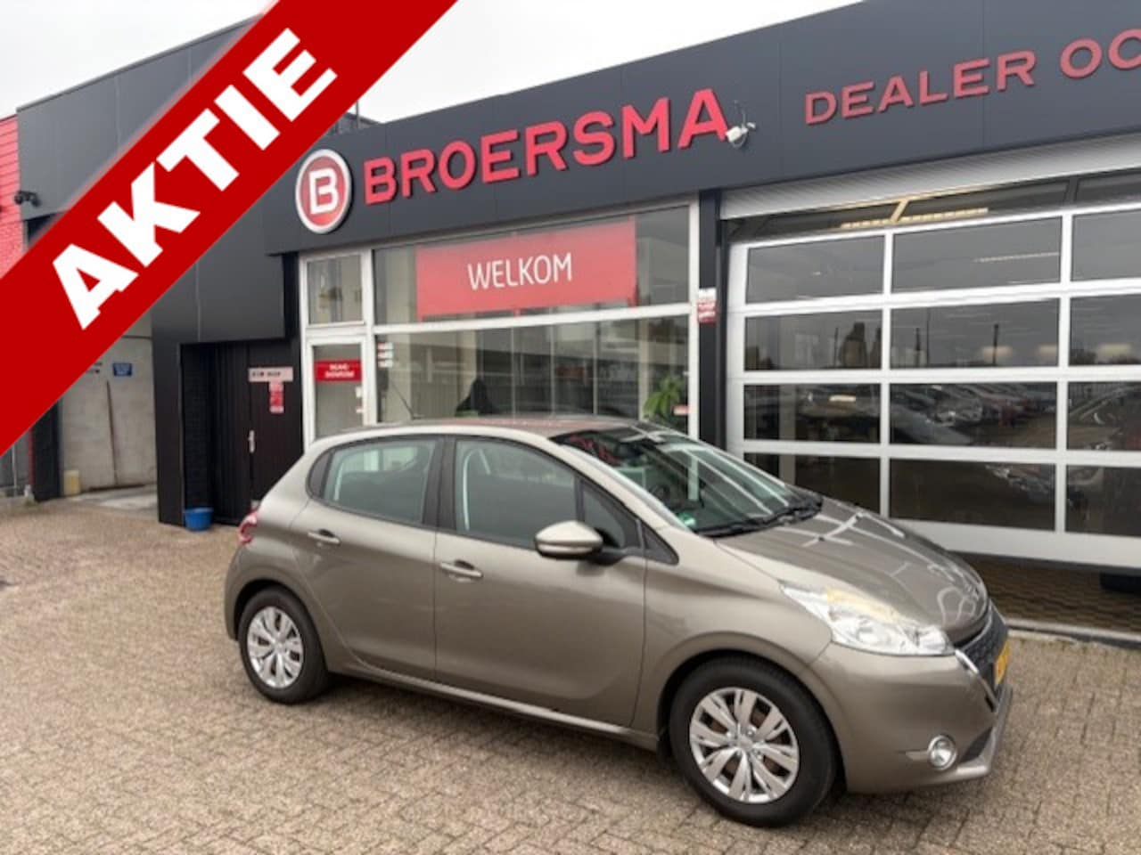 Peugeot 208 - 1.2 VTi Envy 3 EIGENAAR * DEALERONDERHOUDEN * DISTRIBUTIE 2023 VERVANGEN * - AutoWereld.nl