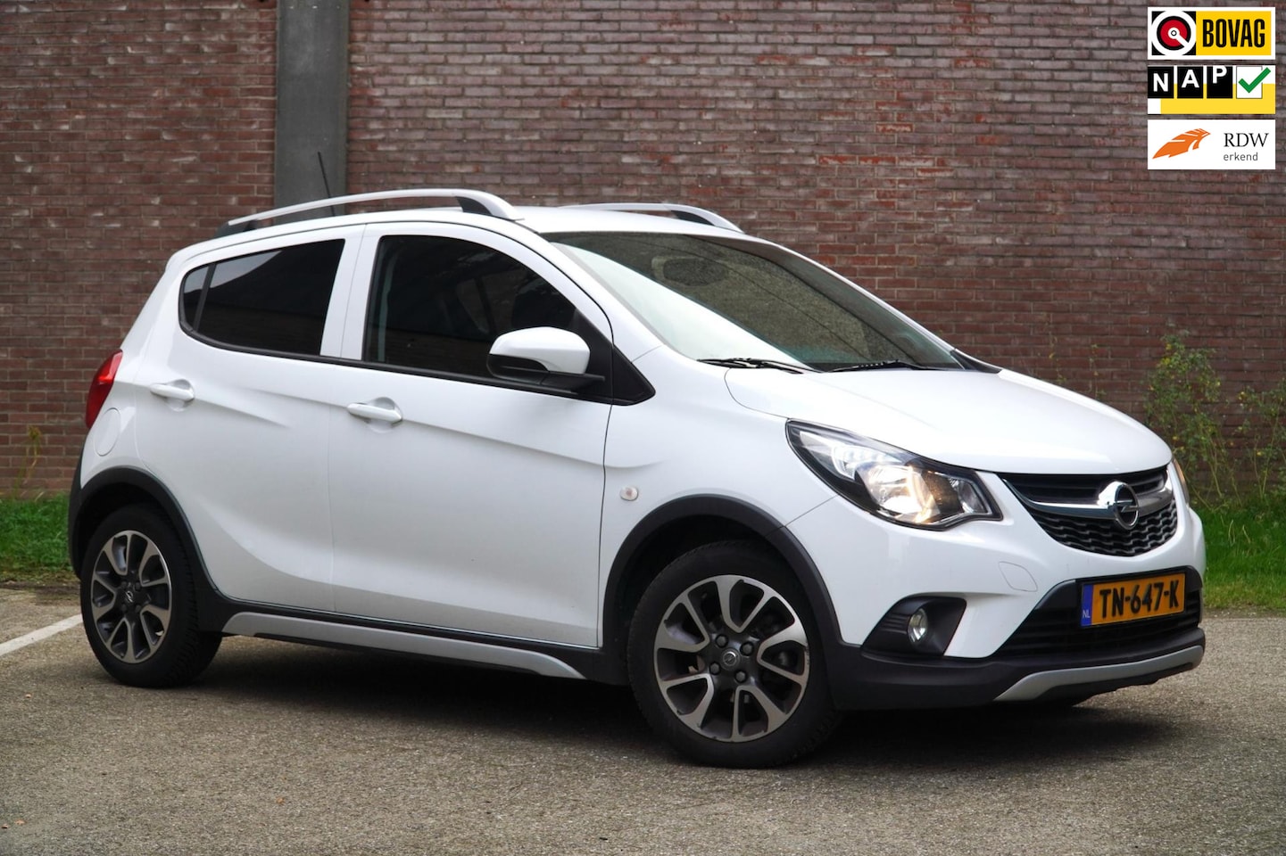 Opel Karl - 1.0 Rocks Online Edition 1.0 Rocks Online Edition, Nav, Airco, Cruise Contrrol, Lichtm.Velgen, Ned. Auto - AutoWereld.nl