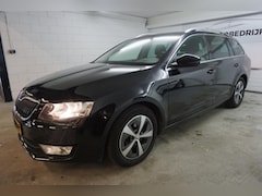 Skoda Octavia Combi - 1.6 TDI Greenline Ambition Businessline / NAVI /ECC /NAP