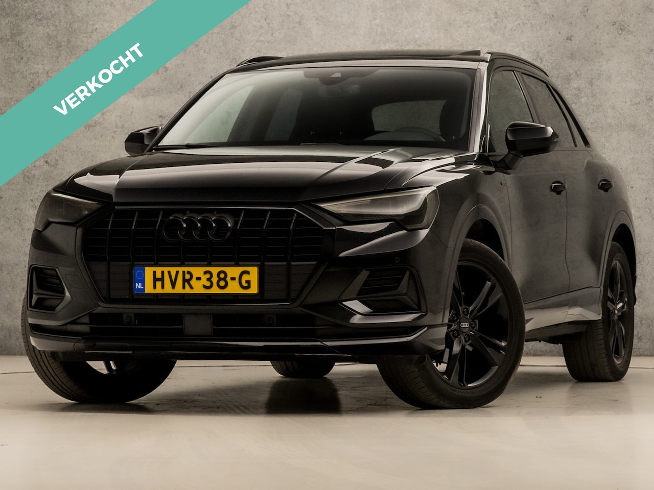 Audi Q3 - 35 TFSI S Line Sport 150Pk Automaat (2X S-LINE, PANORAMADAK, BLACK EDITION, APPLE CARPLAY, - AutoWereld.nl