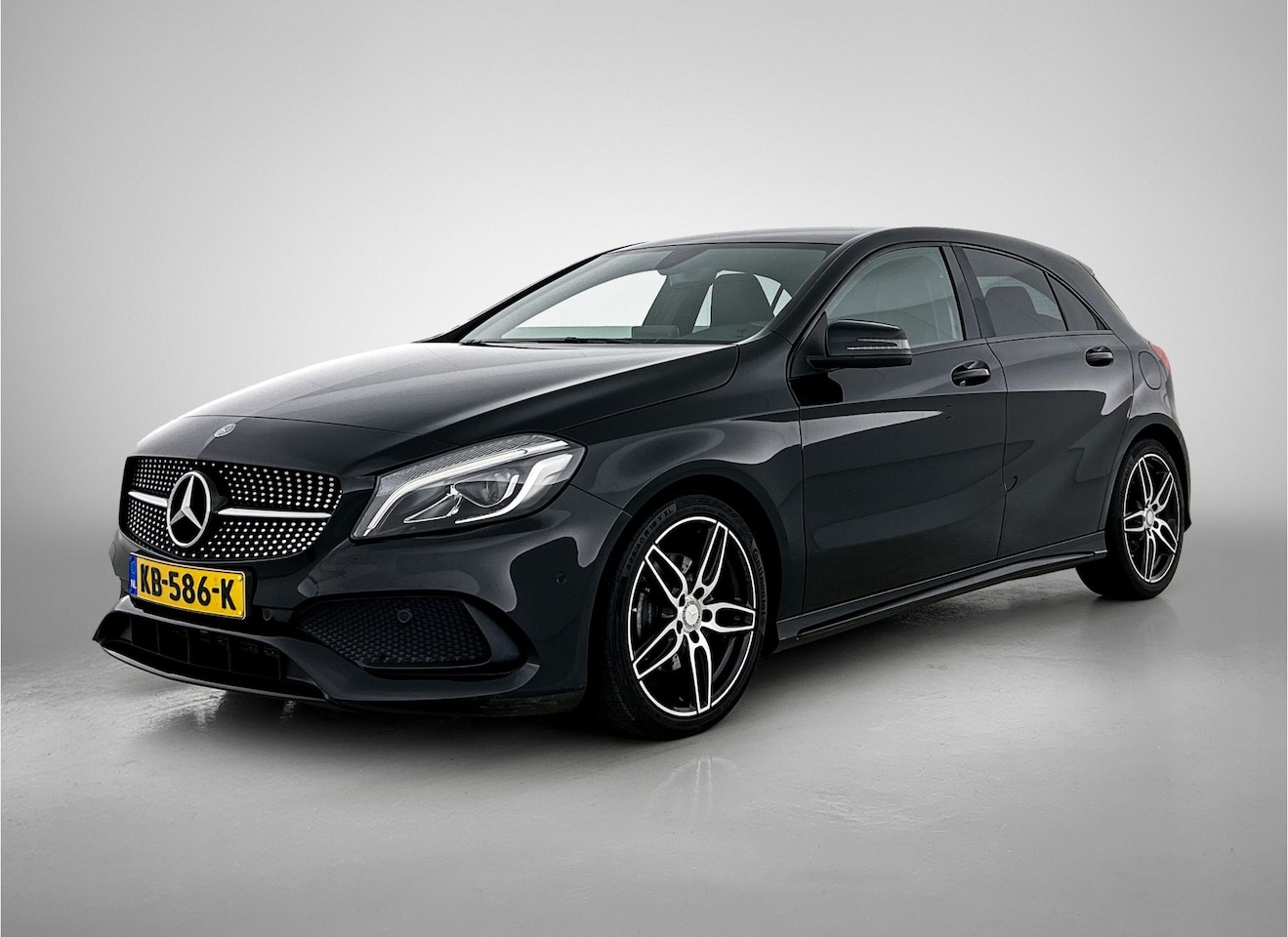 Mercedes-Benz A-klasse - 180 AMG Night Edition Plus 180 AMG Night Edition Plus - AutoWereld.nl
