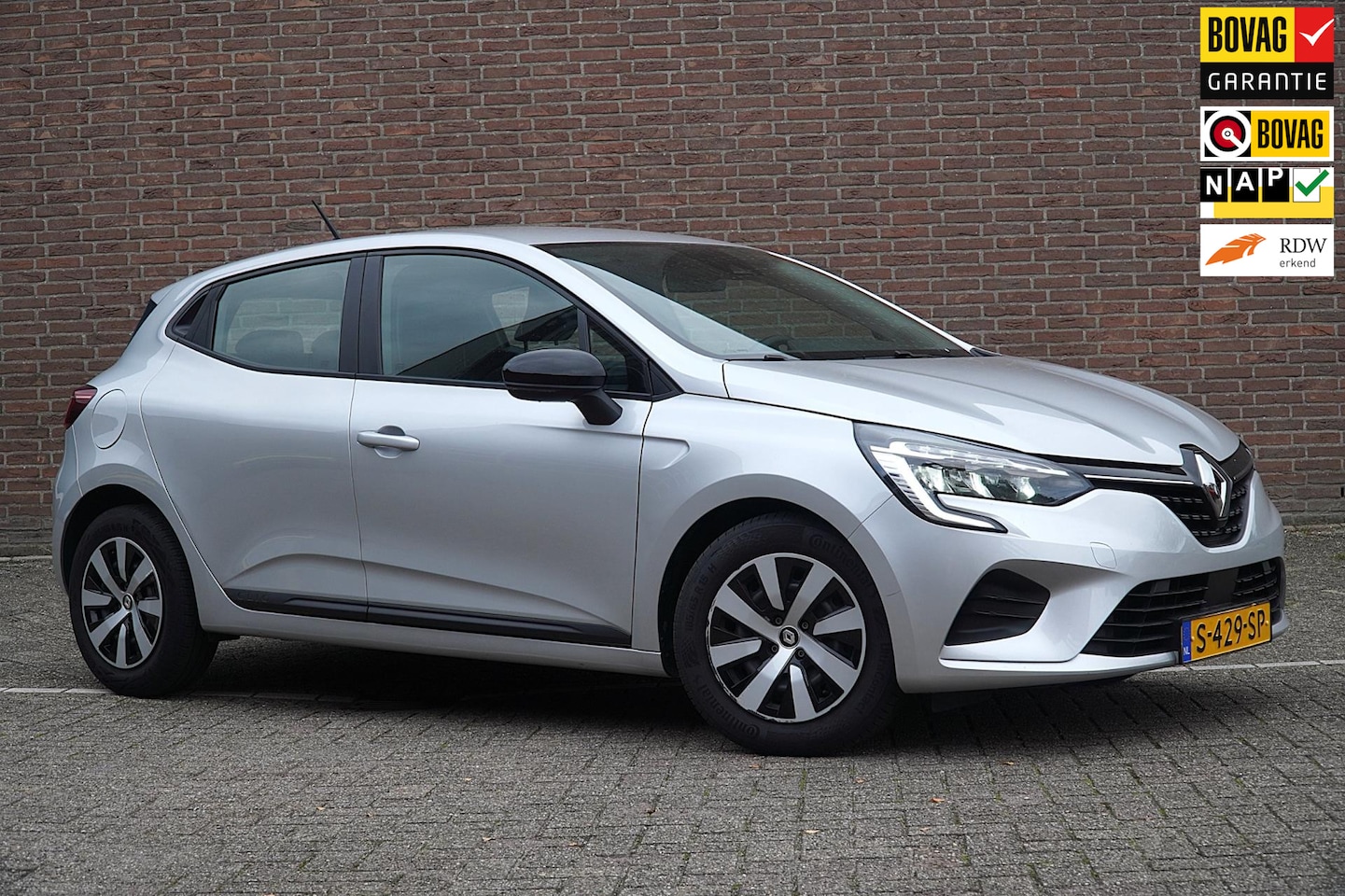 Renault Clio - 1.0 TCe 90 PK Equilibre, 6 Versn, Airco, Cruise Control,, Apple Carplay, Ned. Auto - AutoWereld.nl