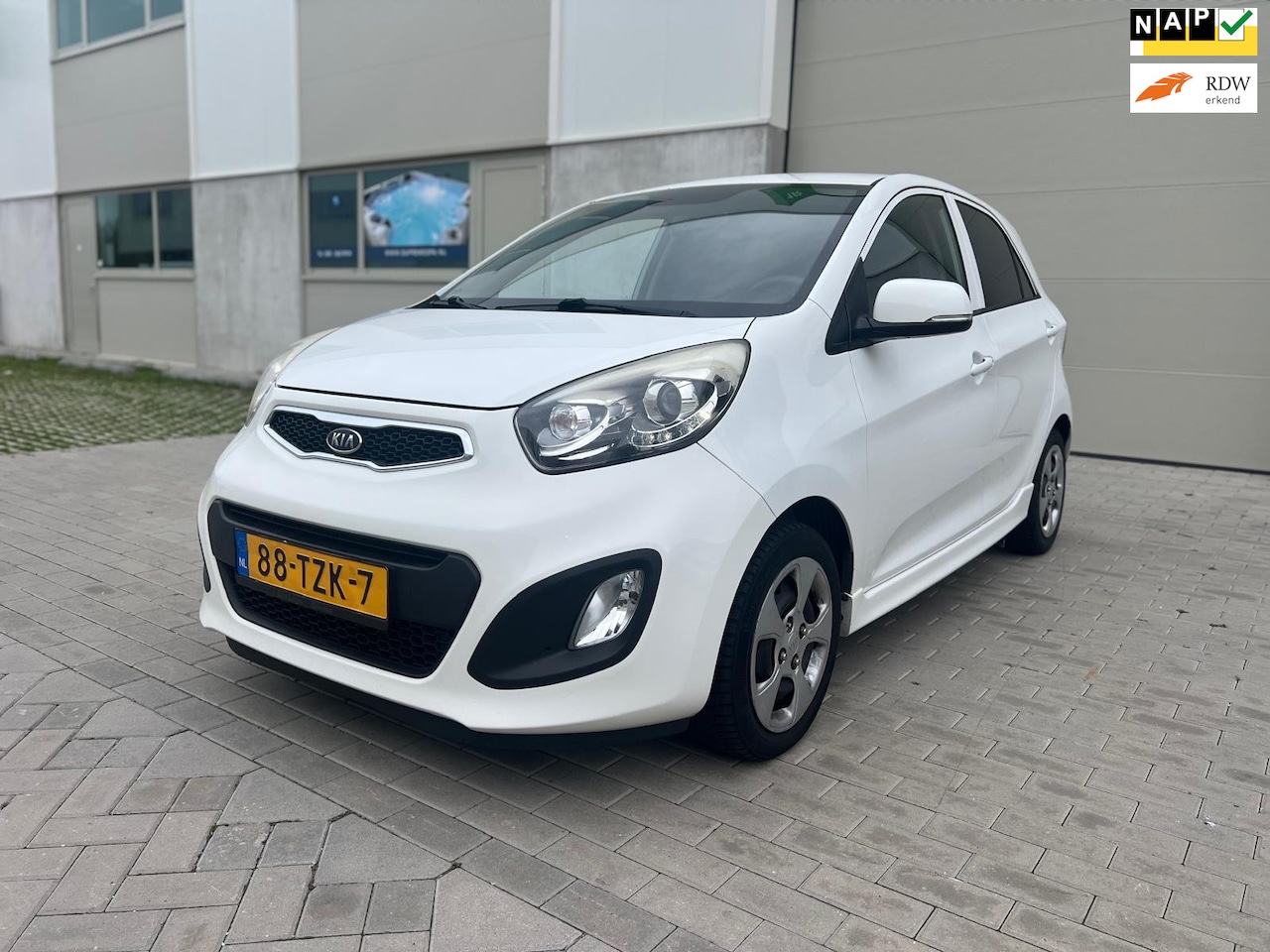 Kia Picanto - 1.0 CVVT Plus Pack eerste eigenaar APK 29-08-2026 AIRCO ELEKTRISCHE RAMEN - AutoWereld.nl