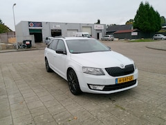 Skoda Octavia - 1.2 TSI GRT AMB BNS