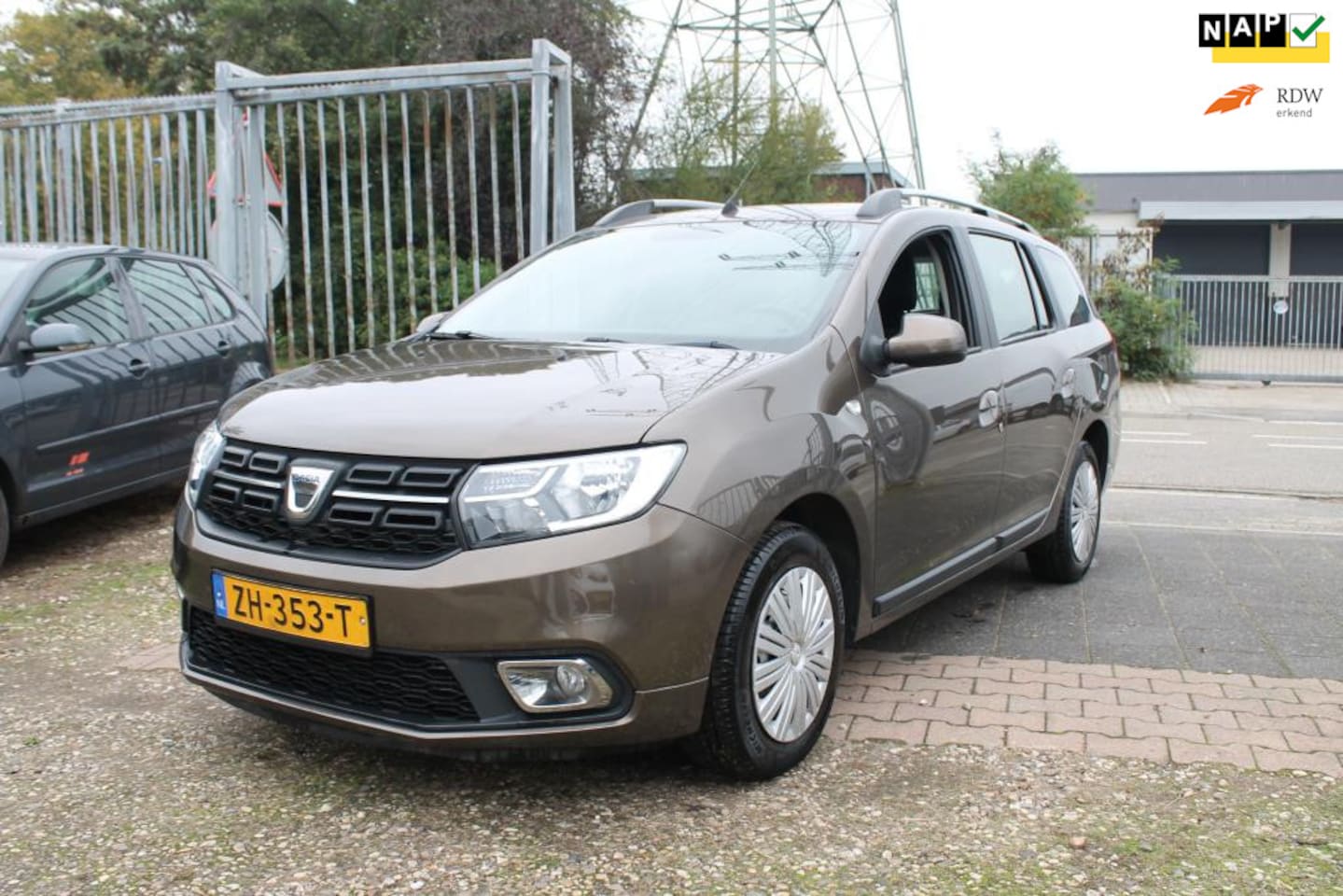 Dacia Logan MCV - 0.9 TCe Laureate 0.9 TCe Laureate - AutoWereld.nl