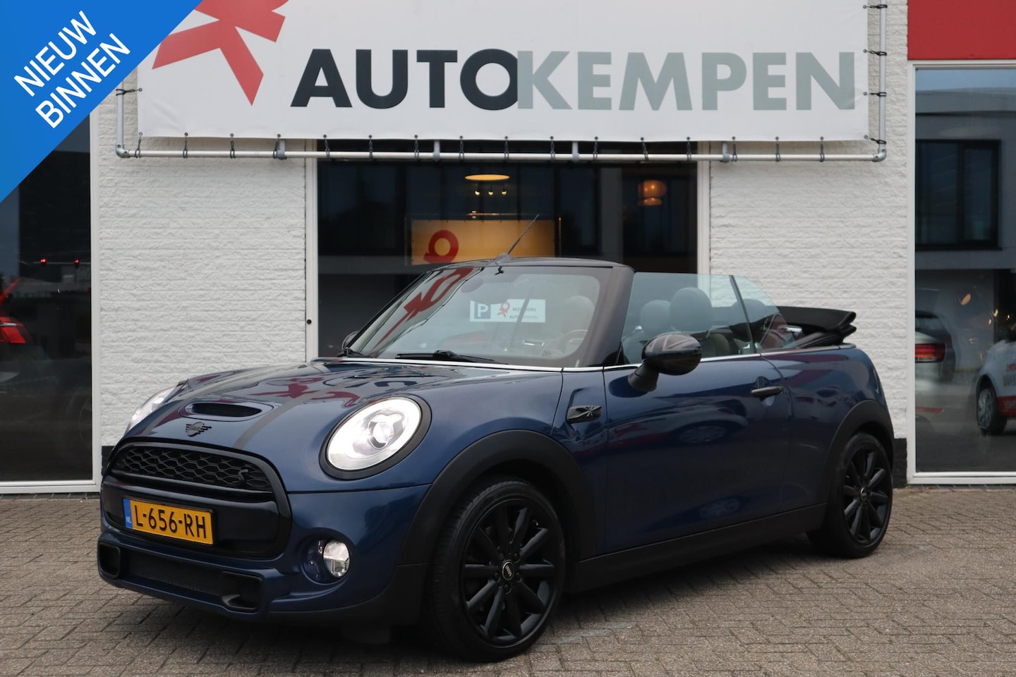 MINI Cabrio - Mini 2.0 COOPER S CHILI SERIOUS BUSINESS LEER|NAVI|STOELVERWARMING|PARK-ASSIST|ZEER COMPLE - AutoWereld.nl
