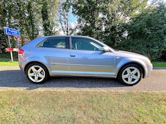 Audi A3 - 1.6 (Attraction) Leder|Clima|Cruise|Trekhaak N.A.P