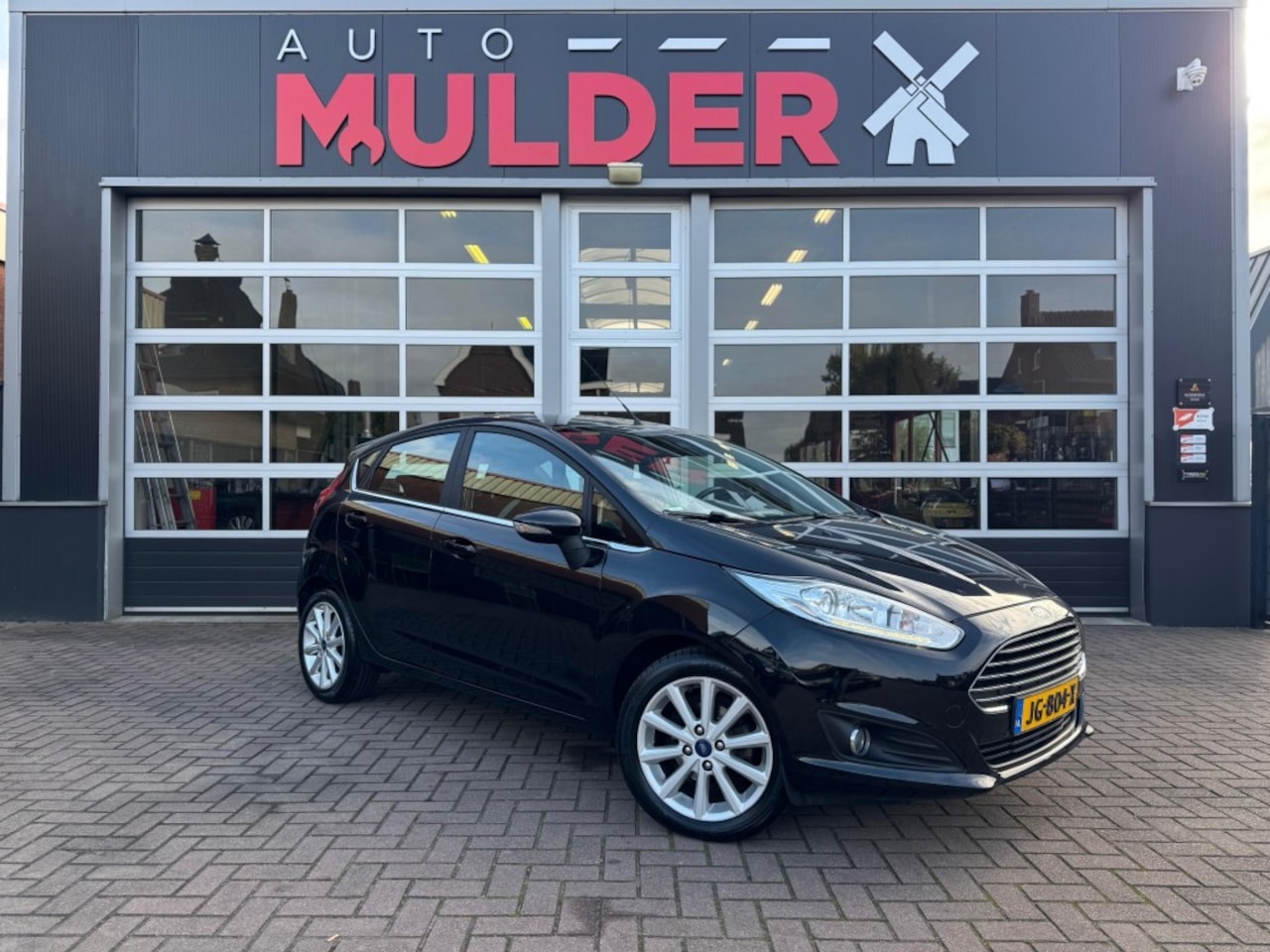 Ford Fiesta - 1.0 ECOBOOST 100PK TITANIUM / NAVI / AIRCO / CRUISECONTROL / RIJKLAAR! - AutoWereld.nl