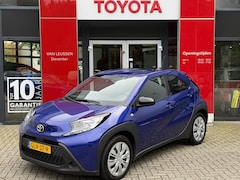 Toyota Aygo X - PLAY NL-AUTO CAMERA APPLE/ANDROID CARPLAY ADP CRUISE AIRCO