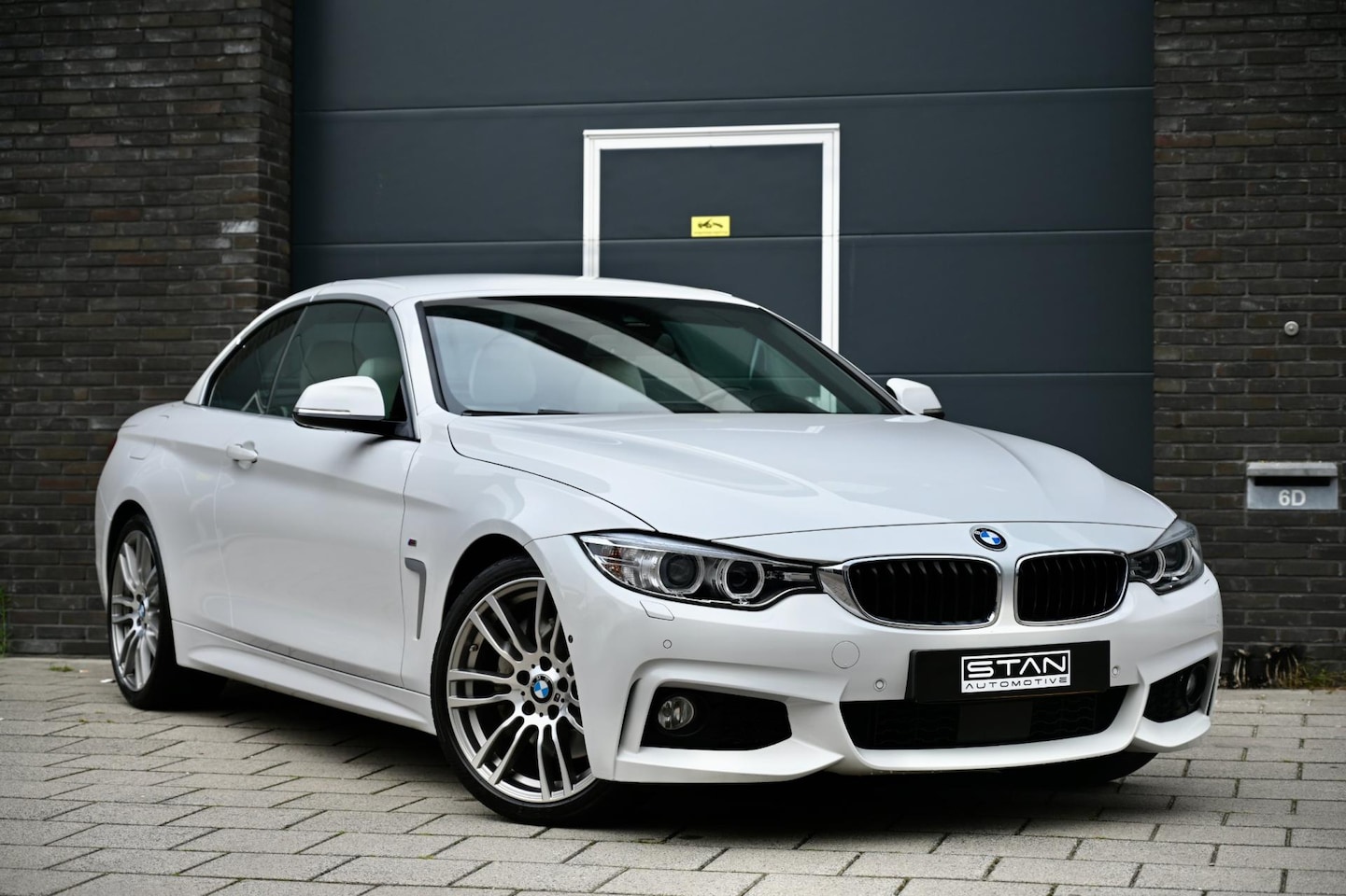 BMW 4-serie Cabrio - 440i Centennial High Executive 440i Centennial High Executive, M-Pakket, M Performance uitlaat, RWD, NL Auto - AutoWereld.nl