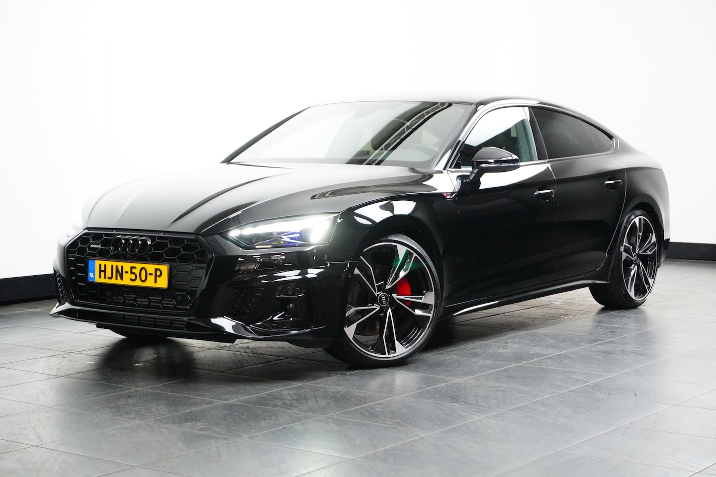 Audi A5 Sportback - 45 TFSI quattro S edition Navigatie | Climate control | Wegklap. Trekhaak | 360 Camera | C - AutoWereld.nl