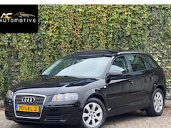 Audi A3 Sportback - 1.6 Attraction Automaat /Panodak