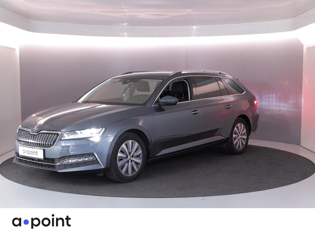 Skoda Superb Combi - 1.4 TSI iV Style 218pk | Navigatie | Wegklapbare trekhaak | Verwarmbare voorstoelen en ach - AutoWereld.nl