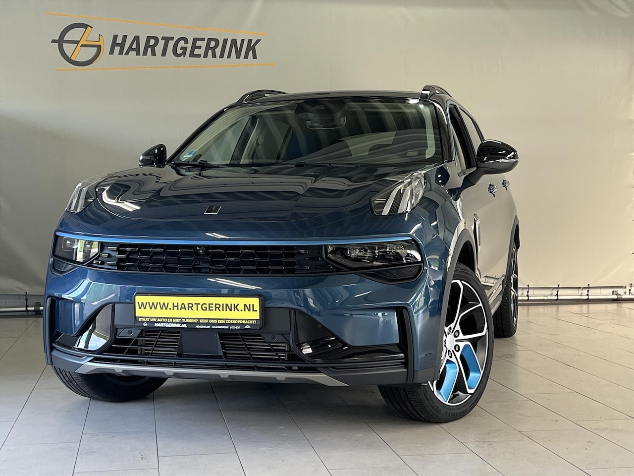 Lynk & Co 01 - 1.5 261pk PHEV Pano/20inch/Navi/360*Camera - AutoWereld.nl