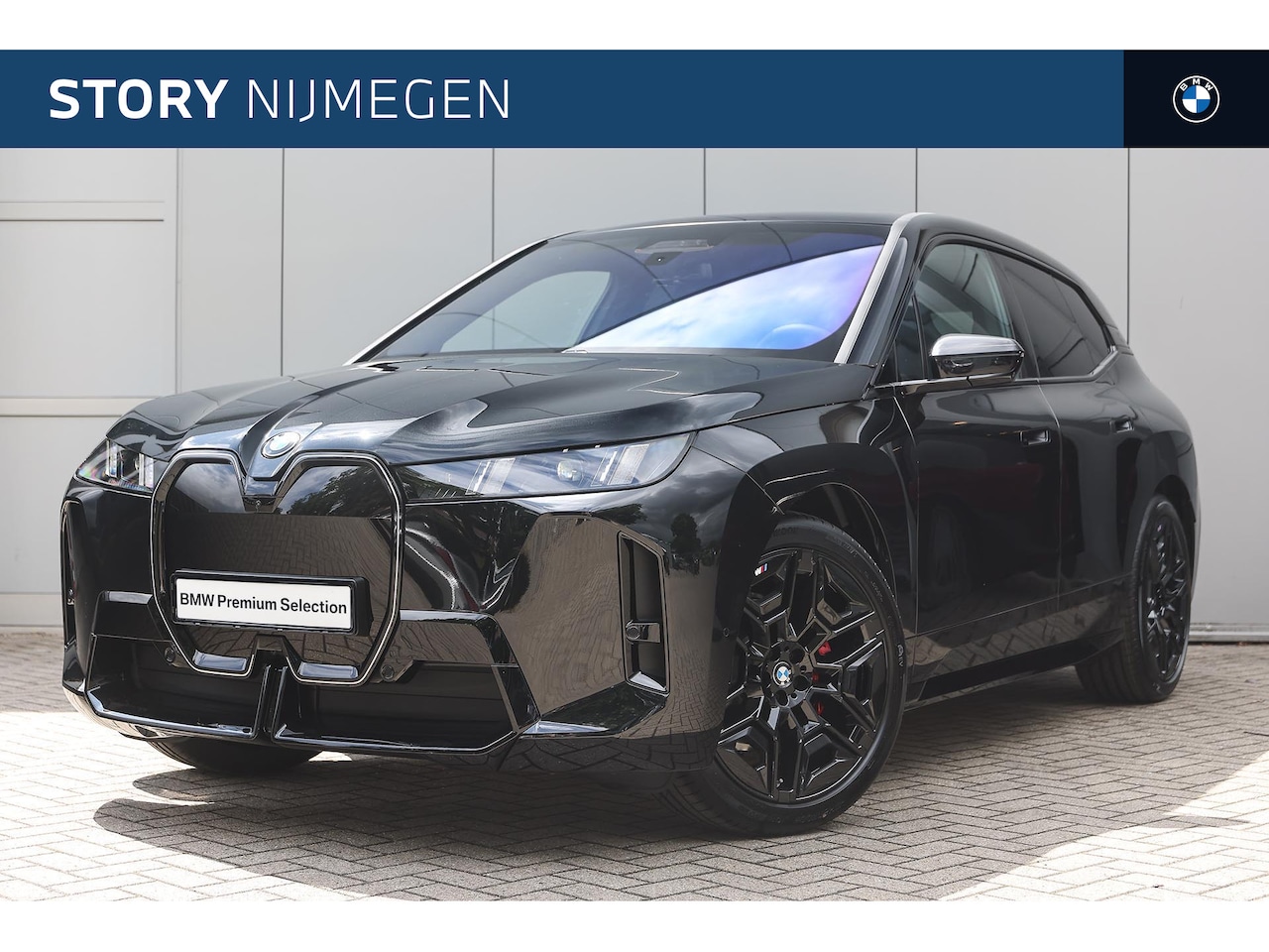 BMW iX - xDrive45 M Sport / Panoramadak / Trekhaak / Stoelventilatie / Bowers & Wilkins / Parking A - AutoWereld.nl