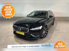 Volvo V60 - T6 Aut. Plug-In Hybrid LongRange Core Bright Leder Parkeercamera 350pk