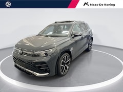 Volkswagen Tiguan - 1.5 272pk DSG eHybrid R-Line Edition · Panoramadak · Elek. Trekhaak · Apple/Android Car Pl