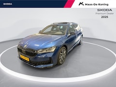Skoda Superb Combi - 1.5 TSI 204pk DSG PHEV Sportline Business · Panoramadak · Camera · Elek. Trekhaak · Massag