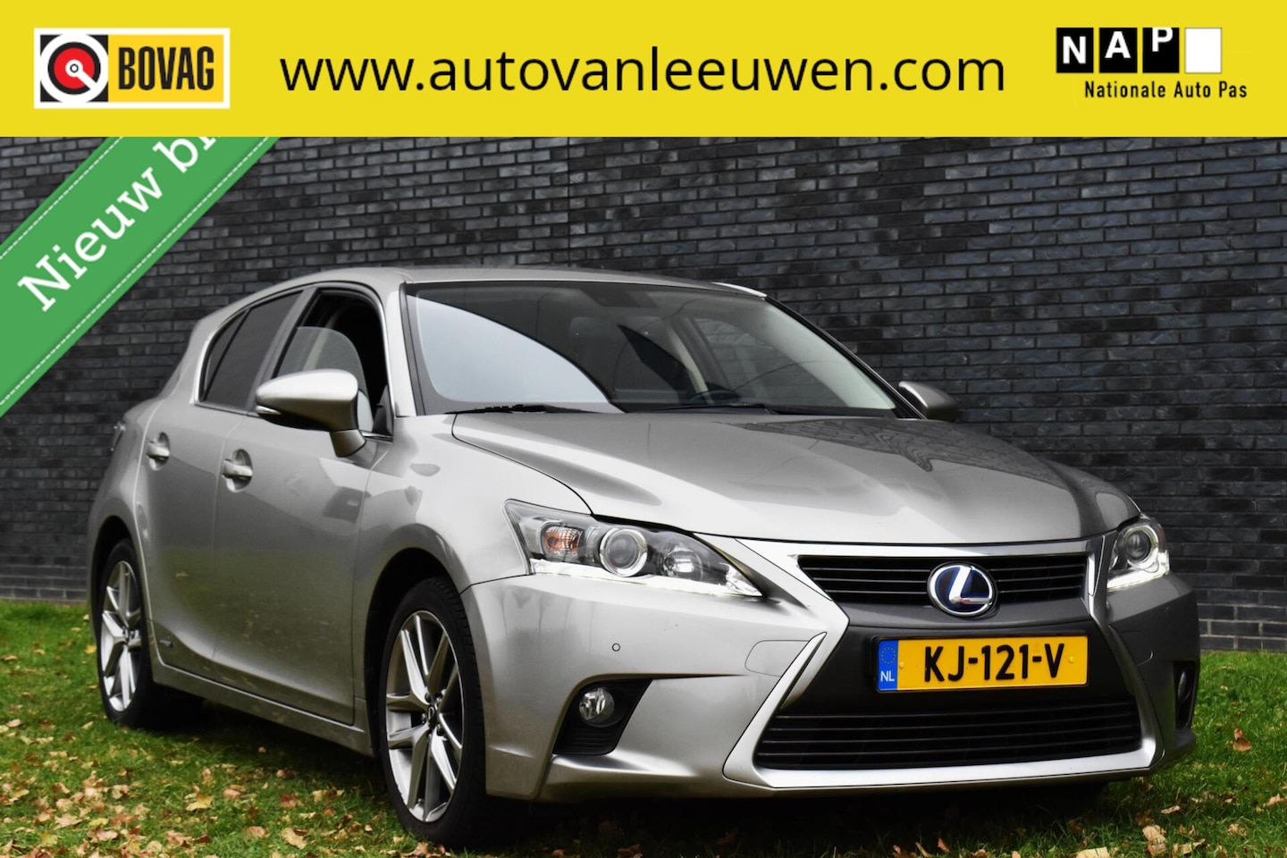 Lexus CT 200h - Executive 17" XENON/CAMERA/NAVI/ALCANTARA-LEDER/ETC.! - AutoWereld.nl