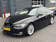 BMW 3-serie Coupé - 325i High Executive, cruise control, navigatie, PDC