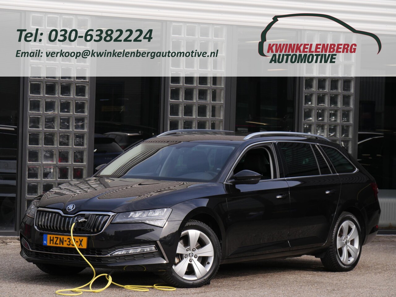Skoda Superb Combi - 1.4TSI iV BUSINESS EDITION PLUS/ CAMERA/ PDC V+A - AutoWereld.nl
