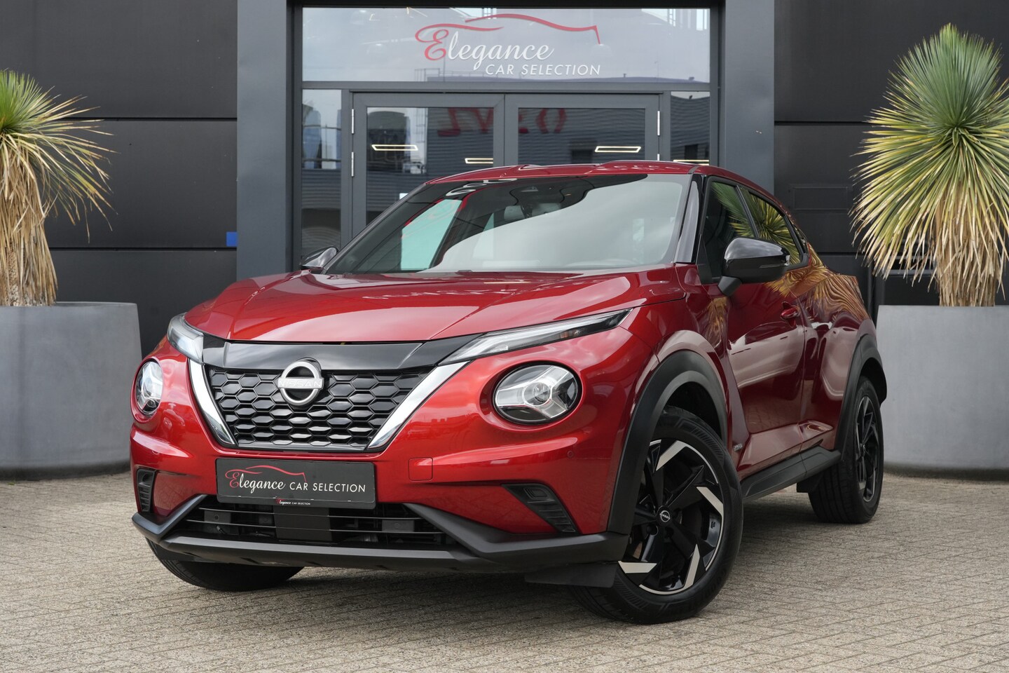 Nissan Juke - 1.6 Hybrid N-Connecta 143pk AppleCarplay/Camera/Cruise - AutoWereld.nl