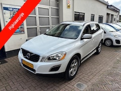Volvo XC60 - 2.0T POWERSHIFT Kinetic