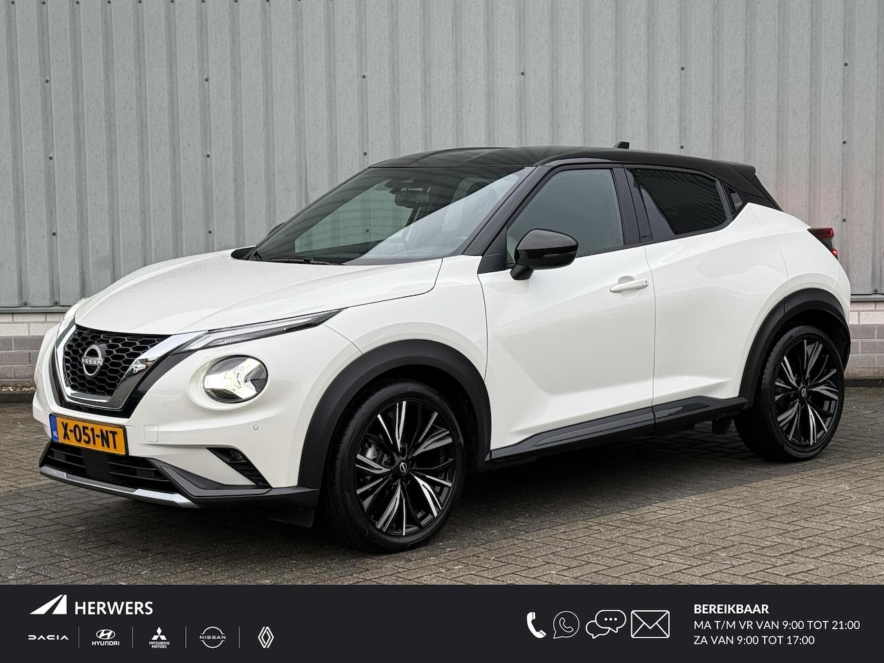 Nissan Juke - 1.0 DIG-T N-Design / Navigatie / Achteruitrijcamera / 19" Lichtmetalen velgen / LED / Keyl - AutoWereld.nl