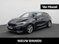 BMW 1-serie - 116i Executive | Automaat | M-Sport | Virtual Cockpit | LED Koplampen | Privacy Glass | Ha
