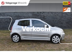 Kia Picanto - 1.1 EX Automaat Lederen bekleding Stoelverwarming Trekhaak