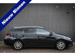 Toyota Auris Touring Sports - 1.8 Hybrid Dynamic Nieuw binnen; Jouw droomauto?