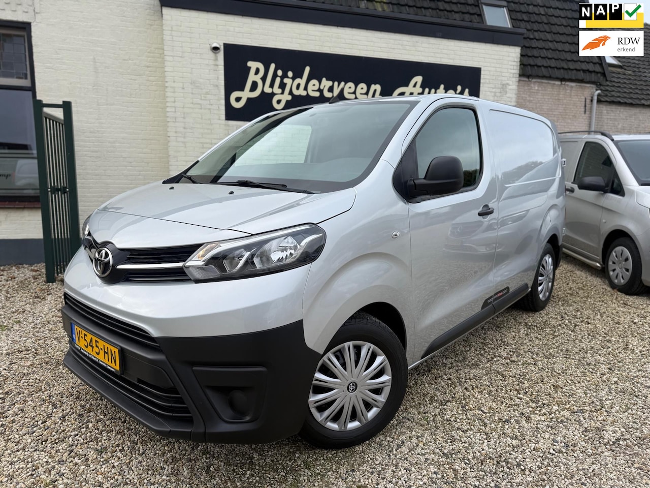 Toyota ProAce Compact - 1.6 D-4D Cool Comfort Euro6 | 1e Eigenaar | Dealer Onderhouden | Trekhaak | 3 Pers. - AutoWereld.nl