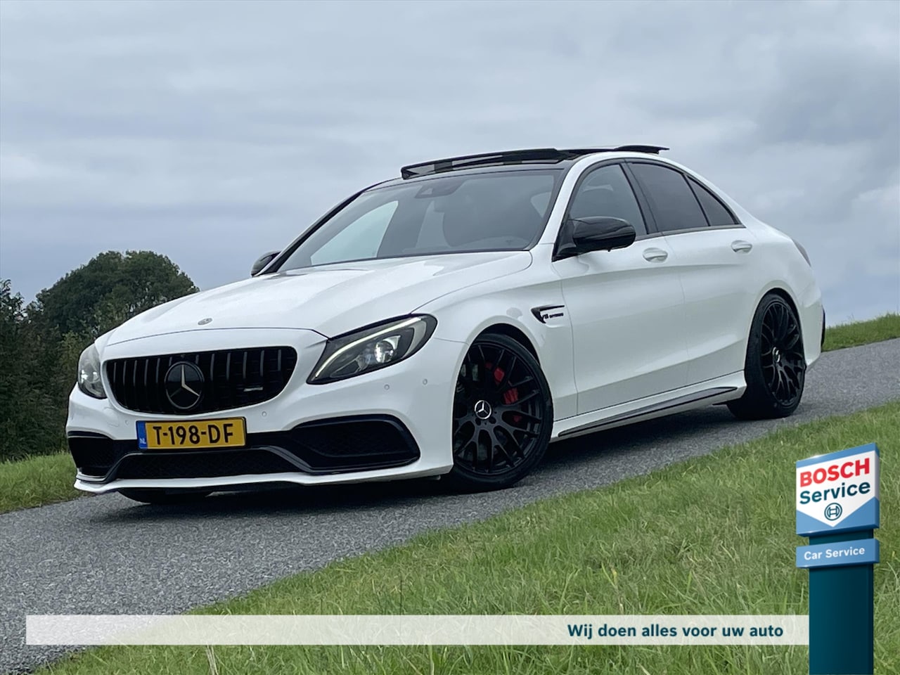 Mercedes-Benz C-klasse - C63 S AMG 510PK / Pano / Keyless / 360º Camera / Sfeer / Elektrische Koffer / Navi / 19*In - AutoWereld.nl