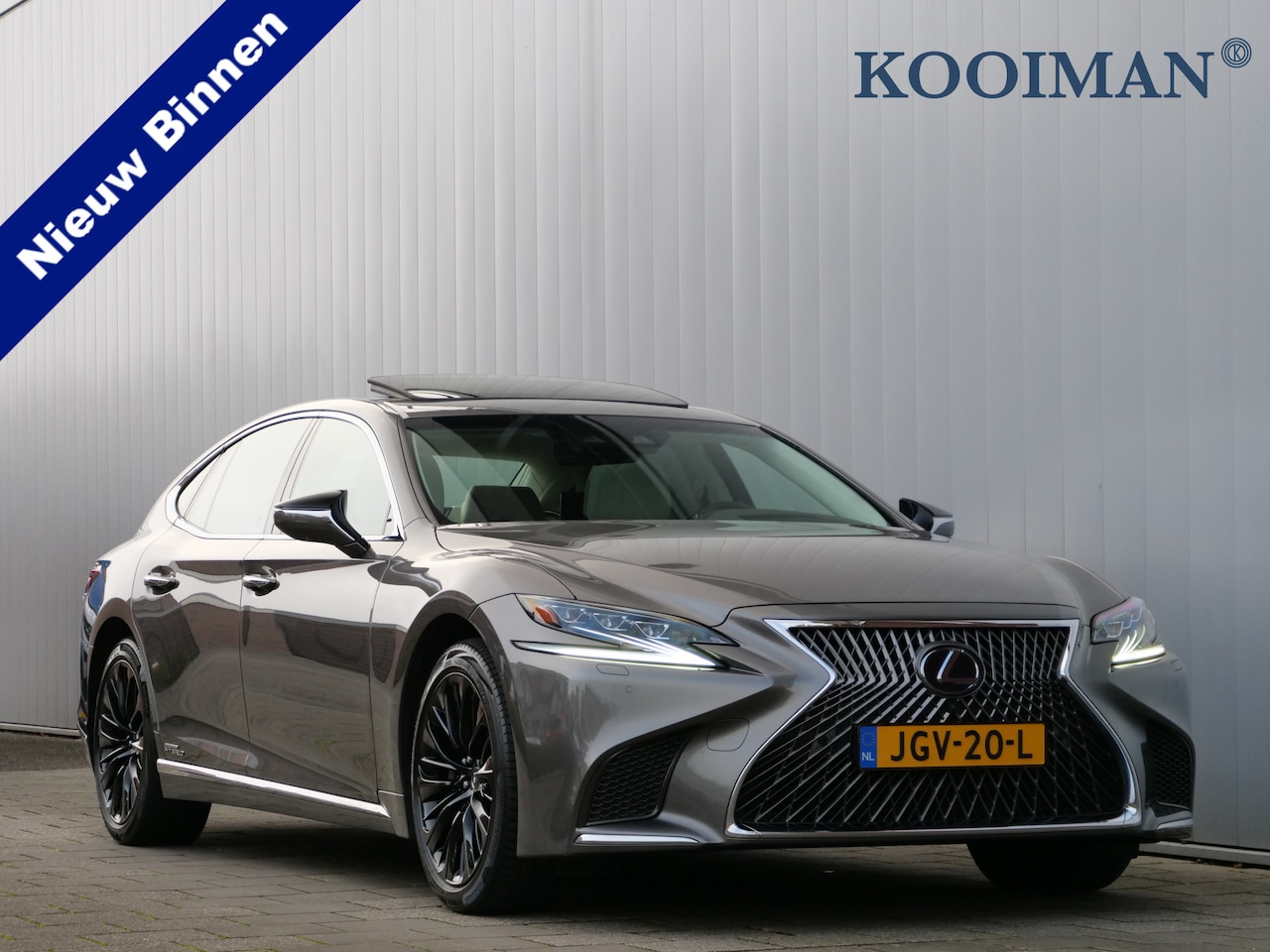 Lexus LS - 500h AWD President Line Hybride 359 Pk Automaat Navi / Leer / Schuifdak / Entertainment sy - AutoWereld.nl