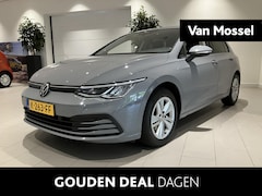 Volkswagen Golf - 1.5 TSI Style 131 PK | Apple Carplay | Stoelverwarming | Trekhaak | Parkeersensoren | Stuu