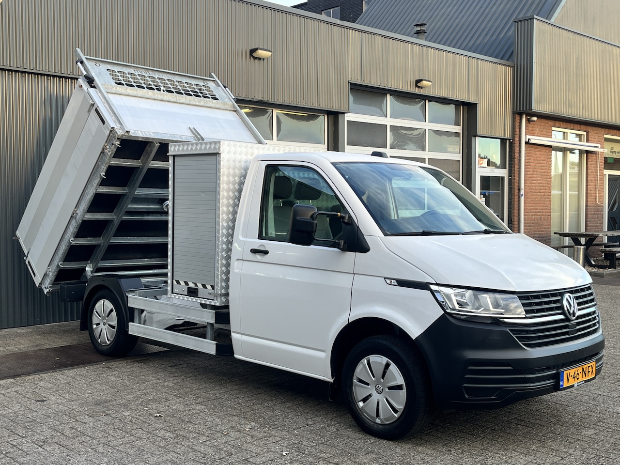 Volkswagen Transporter - 2.0 TDI 150pk Pick up Kipper Airco Cruise controle 1e eigenaar Telefoonverbinding Dealer o - AutoWereld.nl