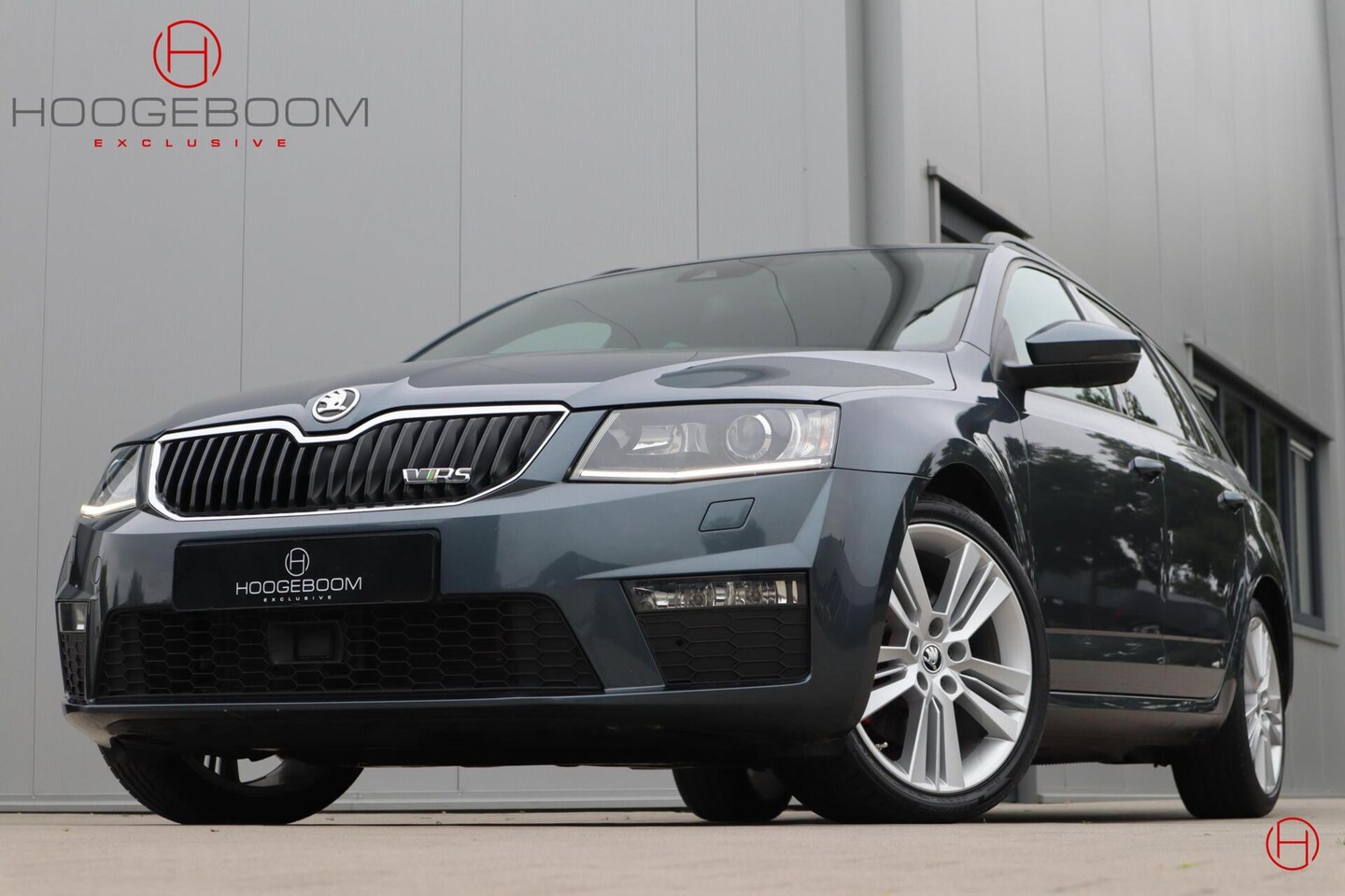 Skoda Octavia Combi - 2.0 TDI RS 184 PK / Trekhaak / Canton / ACC / Lane assist - AutoWereld.nl