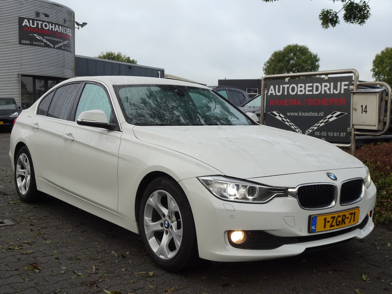 BMW 3-serie - 320i EfficientDynamics Edition Executive 320i EfficientDynamics Edition Executive - AutoWereld.nl