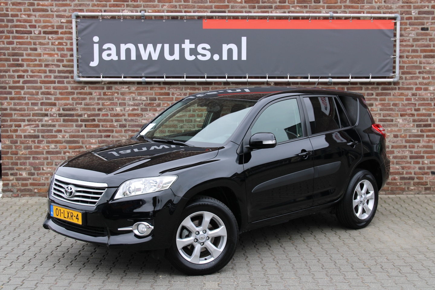 Toyota RAV4 - 2.0 VVTi Dynamic 2WD 2.0 VVTi Dynamic 2WD - AutoWereld.nl