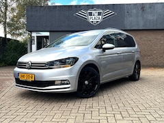 Volkswagen Touran - 1.4 TSI Highline 7p grot beurt gehad_Trekhaak_nette auto