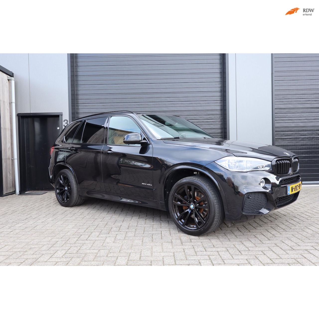 BMW X5 - XDrive40e iPerformance M Sport Edition TREKHAAK|PANO|HUD| - AutoWereld.nl