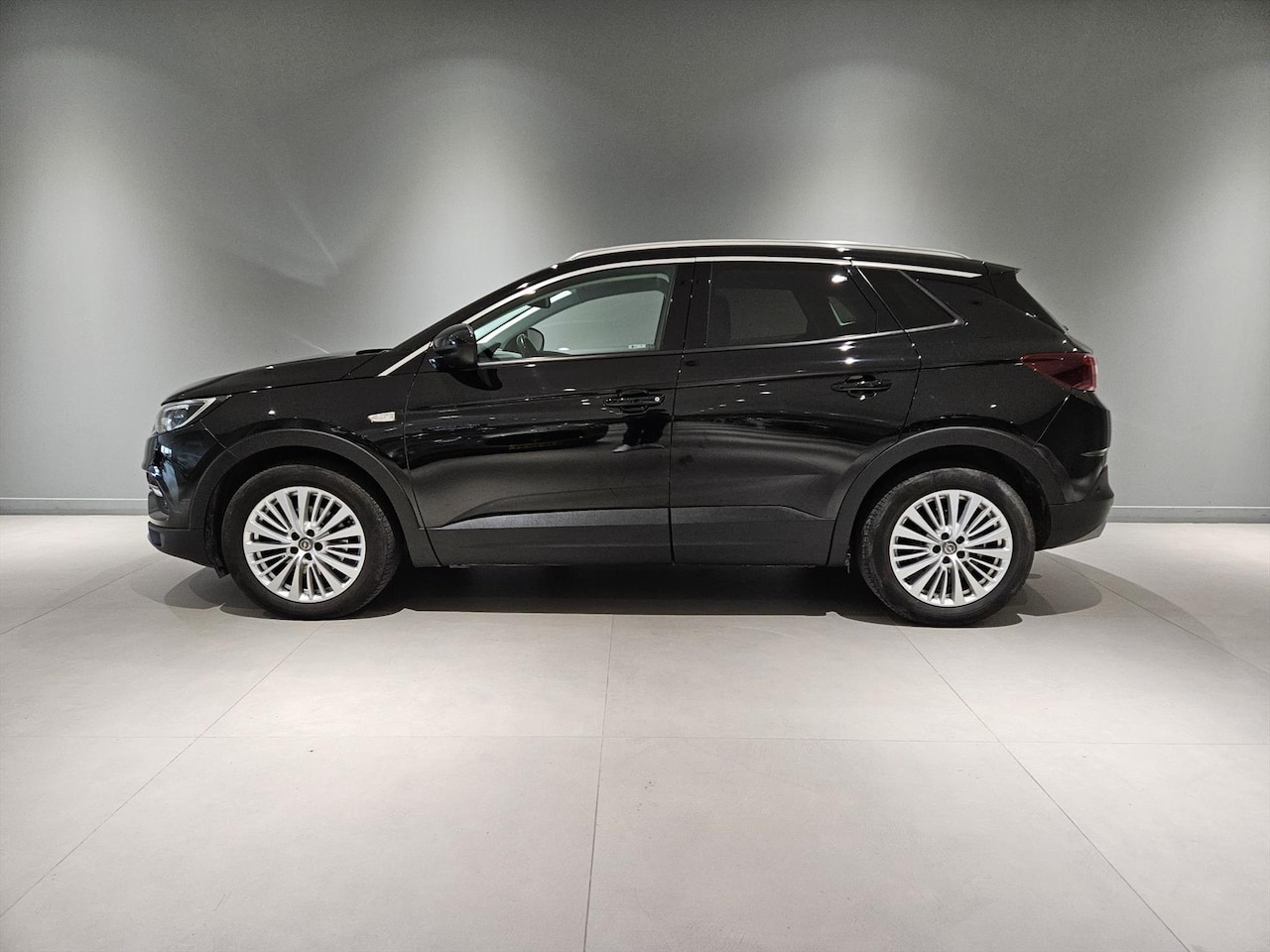 Opel Grandland X - 1.2 Turbo 130pk Vol Automaat Business Executive Trekhaak AGR-Stoelen - AutoWereld.nl